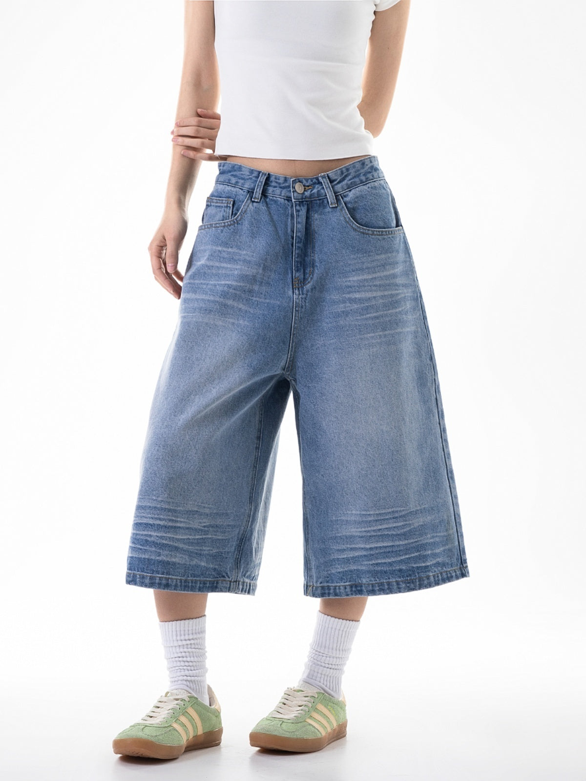 Low Waist Washed Denim Jorts