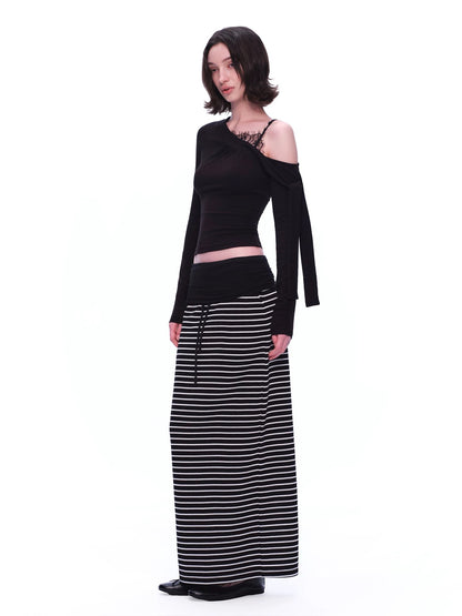 EMPTY PAGE Asymmetric Lace Detail Top