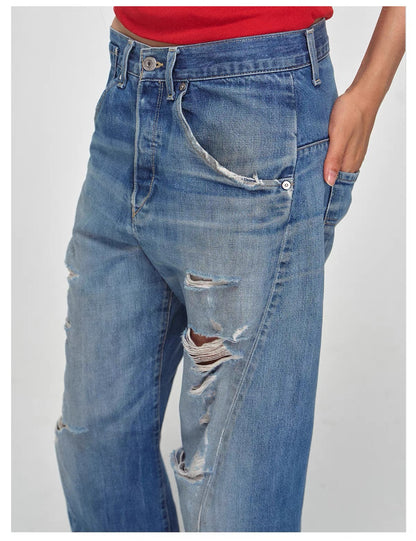(Pre-Order) antenna effect Engineered Distressed Low-Rise Loose Fit Jeans