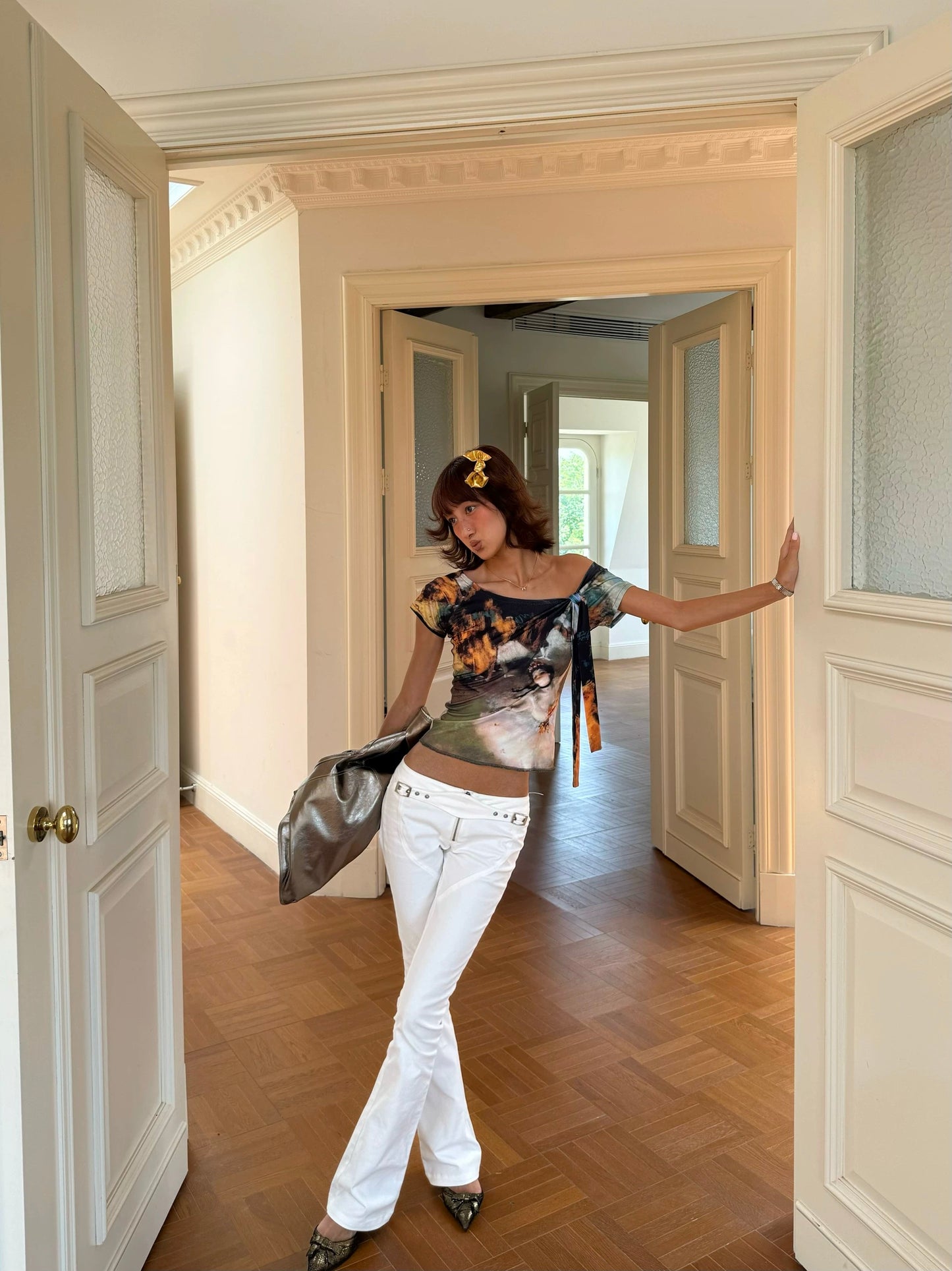 Andivogles Low Waisted Vintage Style White Bootcut Trousers