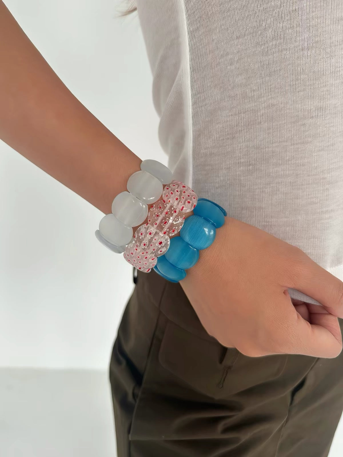 Chunky Curved Elastic Bead Stretch Bracelet