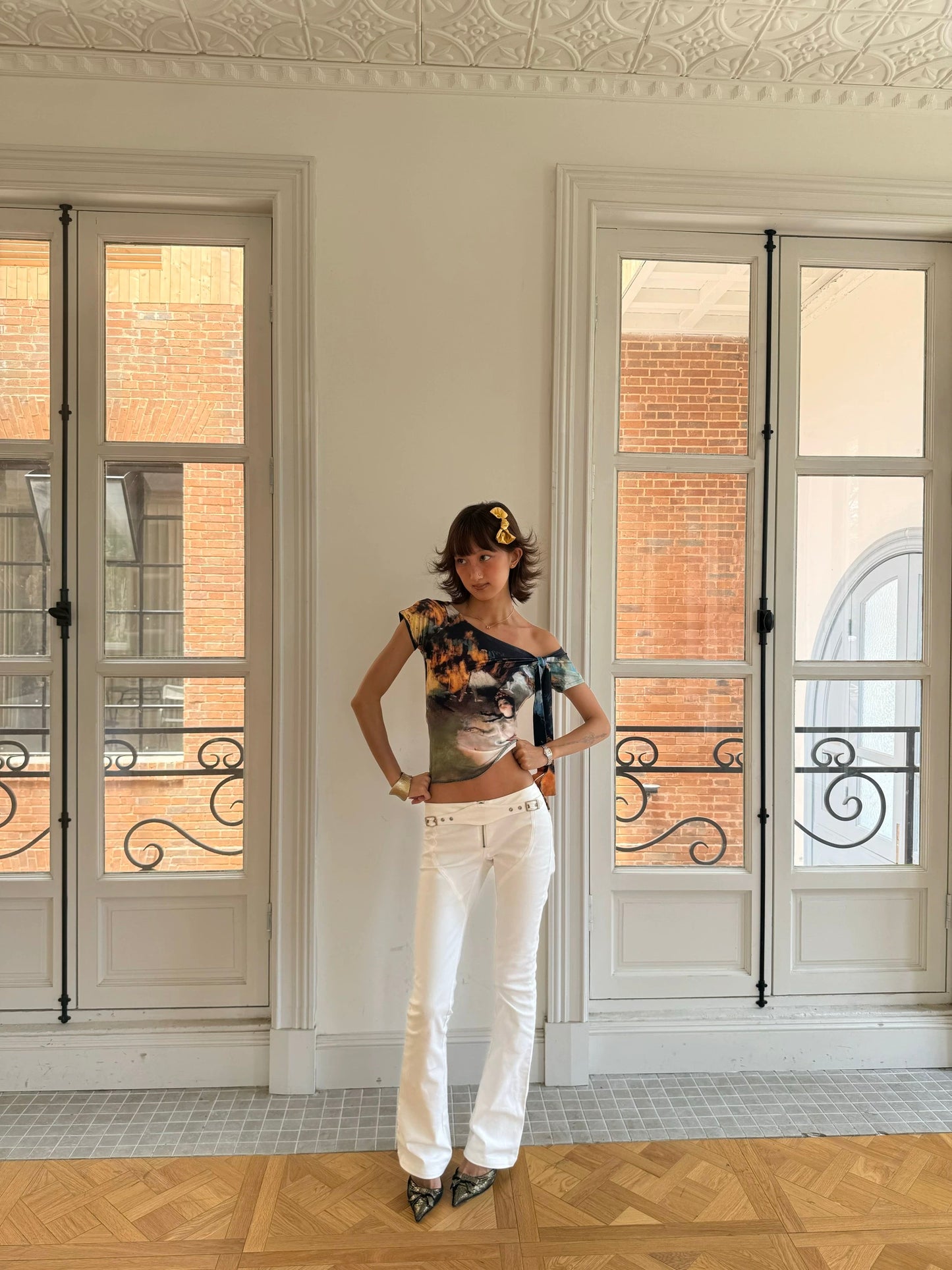 Andivogles Low Waisted Vintage Style White Bootcut Trousers