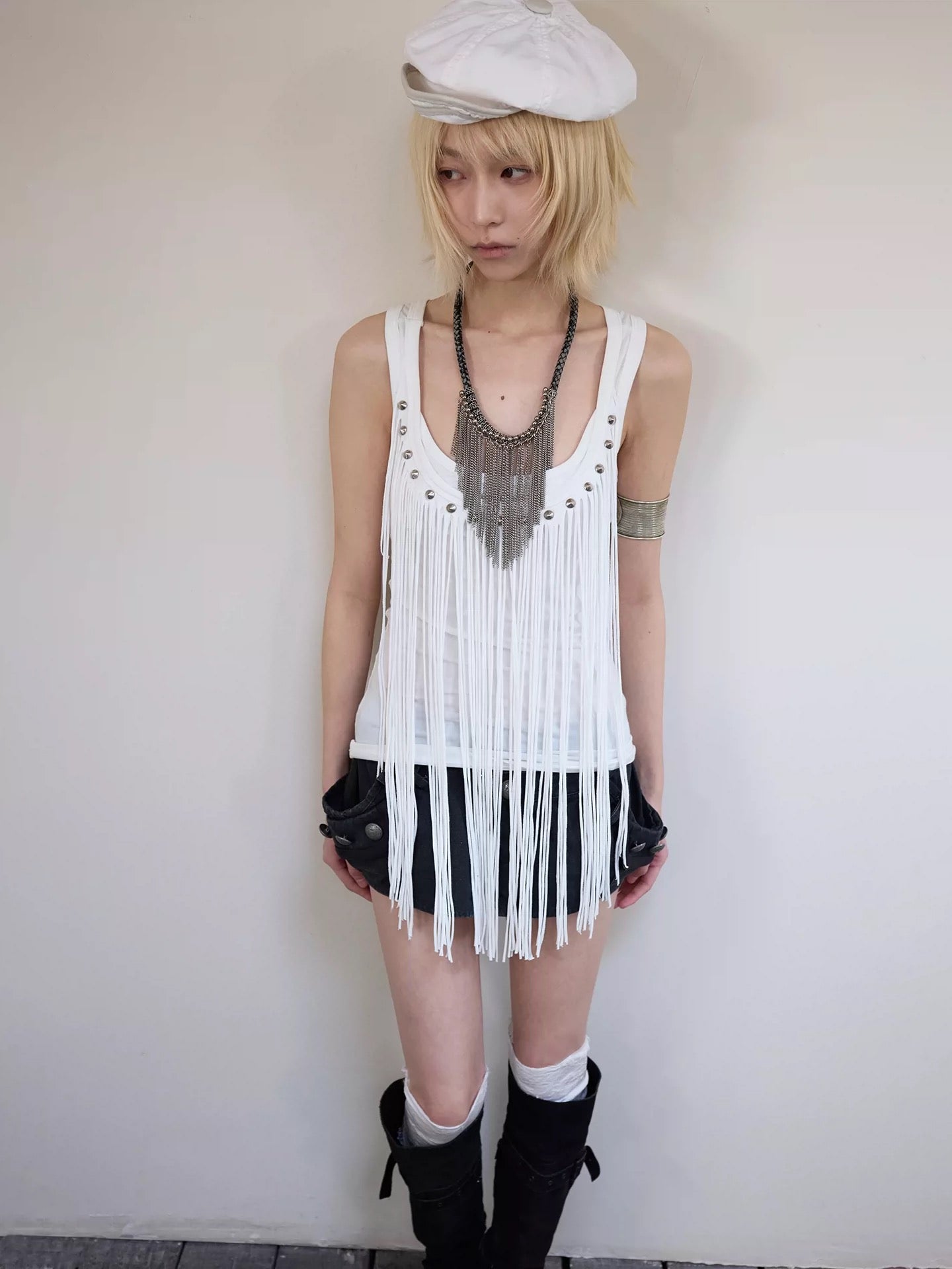 SOURSWING Metal Rivet Fringe Vest Top