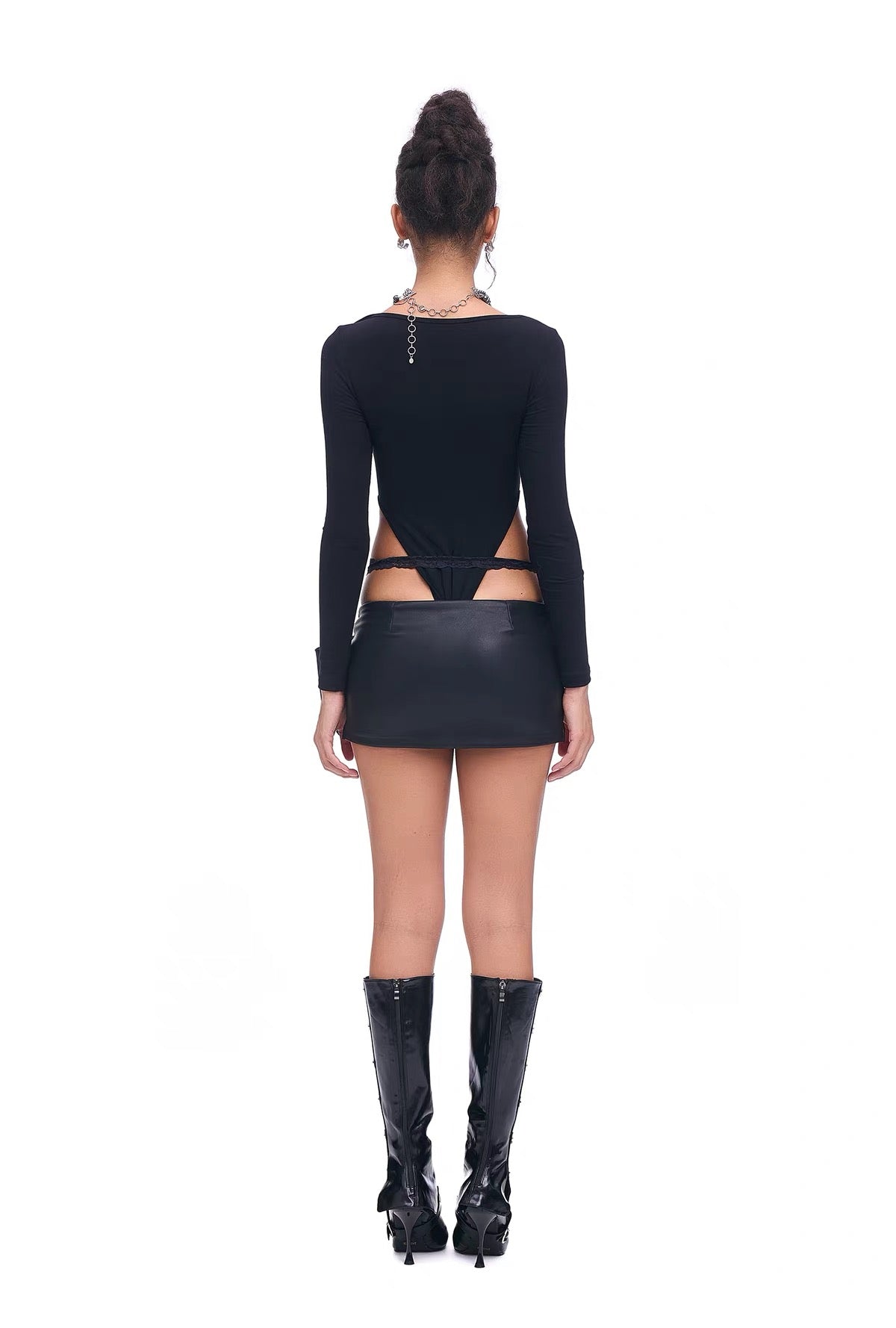 STARTTHEENGINE Oversized Bow Faux Leather Mini Skirt