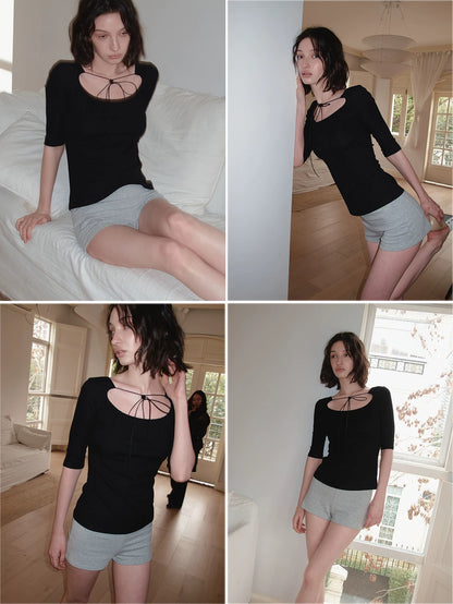 SOLWEIGE Relaxed Tie Up U-Neck T-shirt