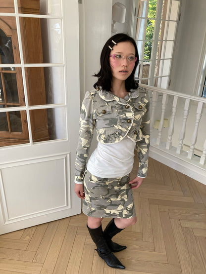 WildFLO Cropped Camo Jacket