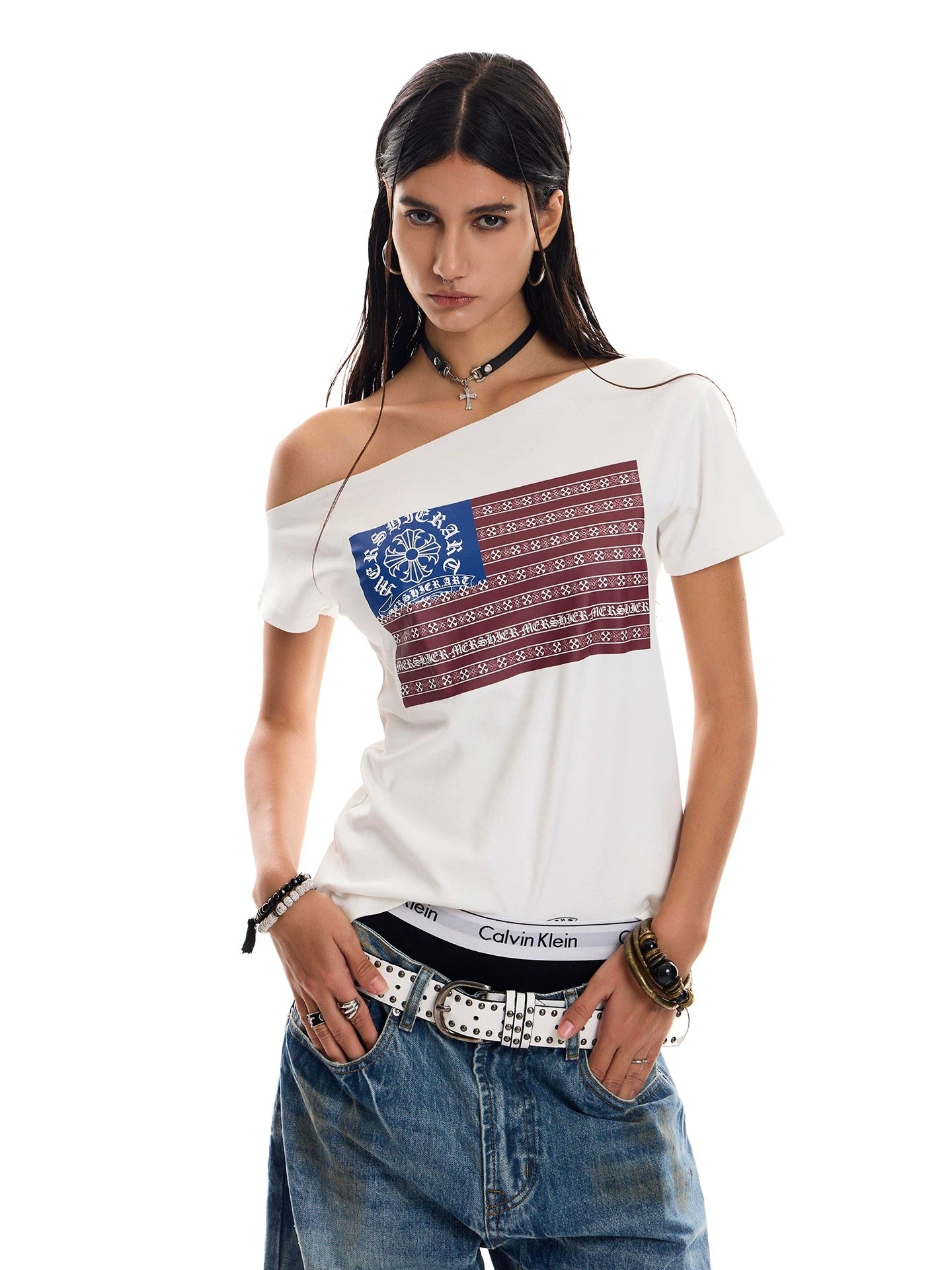0123 Start Off Shoulder Boxy Graphic Tee