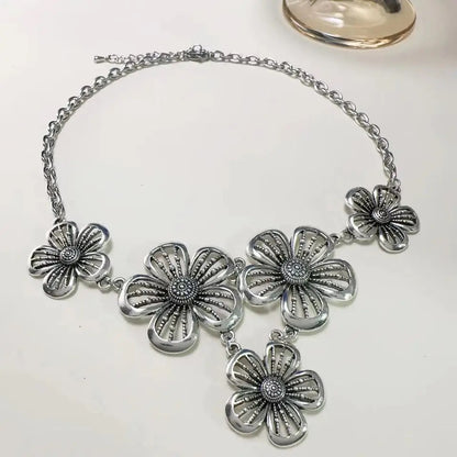 Vintage Inspired Flower Necklace