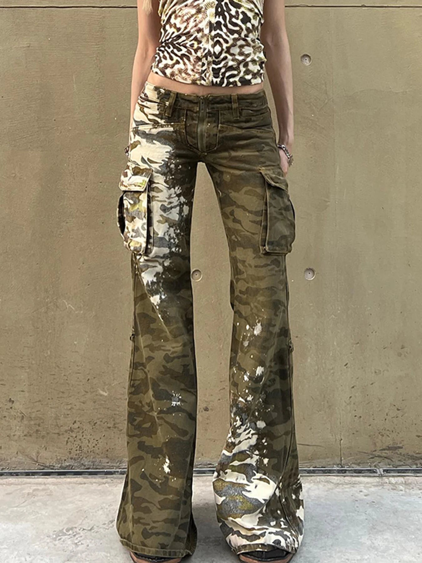 Vintage Style Camo Print Low Rise Trousers