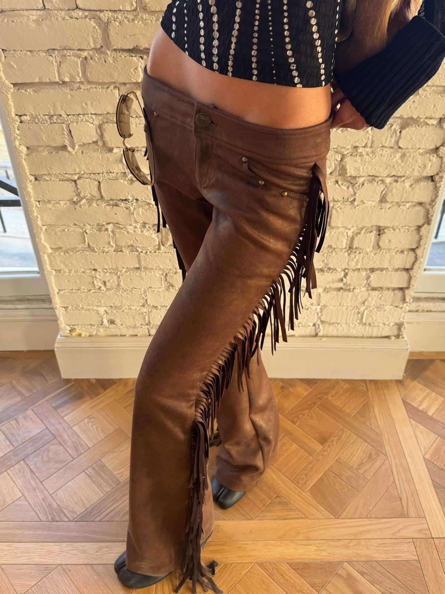 Andivogels Aged Low-Rise Suede Trousers With Fringe Finish